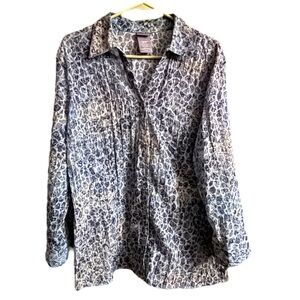 Laura Scott Gray 3/4 Sleeve Button Down Shirt